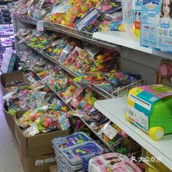 西市場(chǎng)小商品批發(fā)市場(chǎng) 一個(gè)城市的商貿(mào)脈搏與生活記憶
